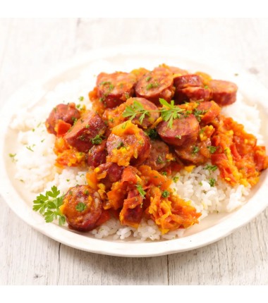ROUGAIL SAUCISSES + 2 ACCOMPAGNEMENTS