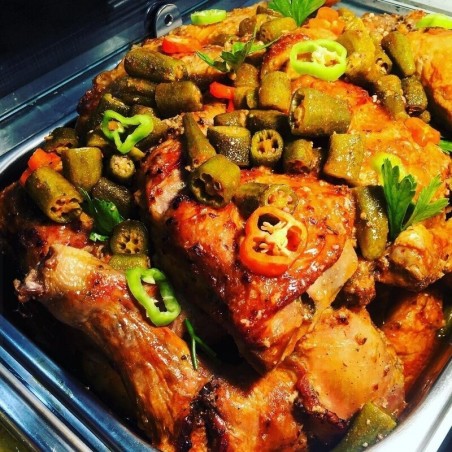POULET GOMBO + 2 ACCOMPAGNEMENTS